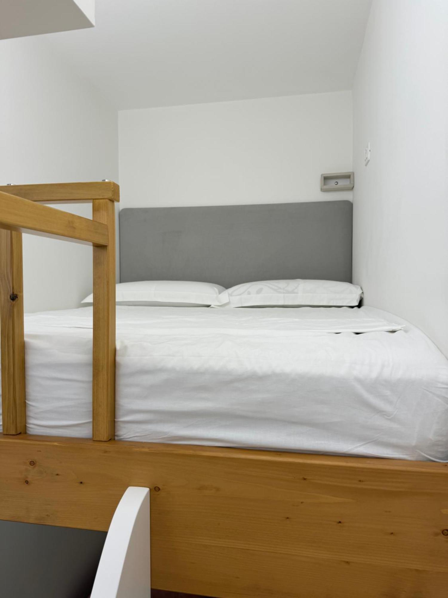 Guest Room Angolo Toscano Vlore Exterior photo